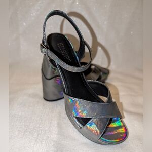 Women's Kenneth Cole Holographic Silver Sandals 10